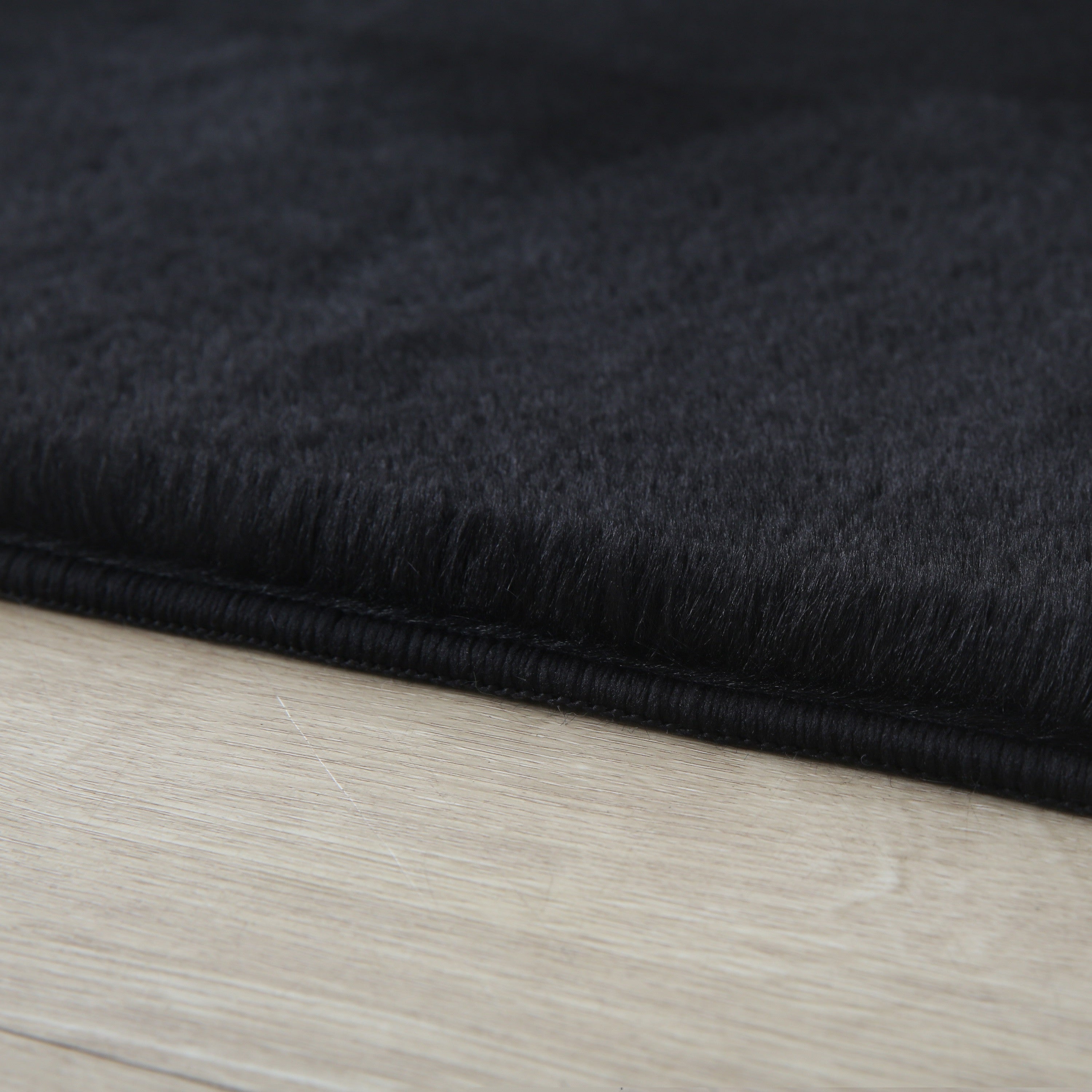 POUFFY 5100 BLACK